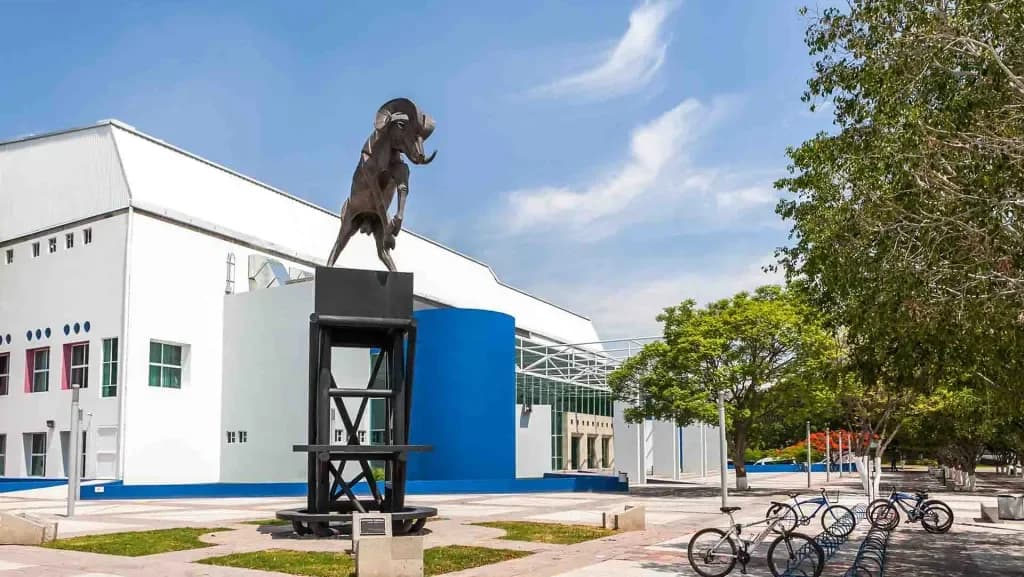 Tecnologico de Monterrey